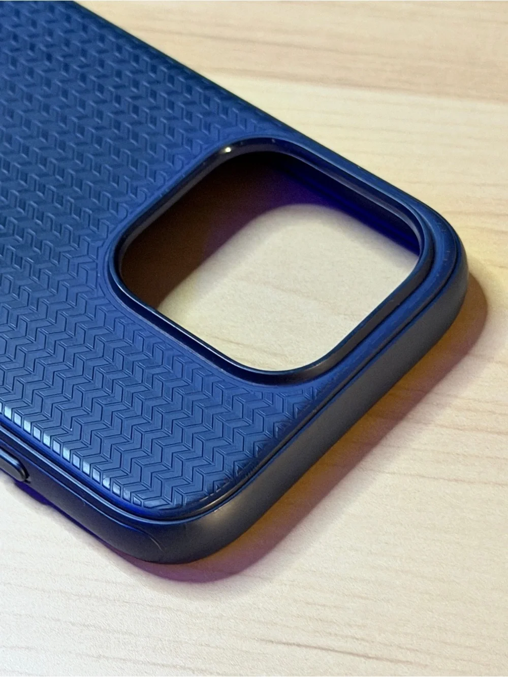 Blue Textured Protective iPhone 15 Pro Case - Spigen